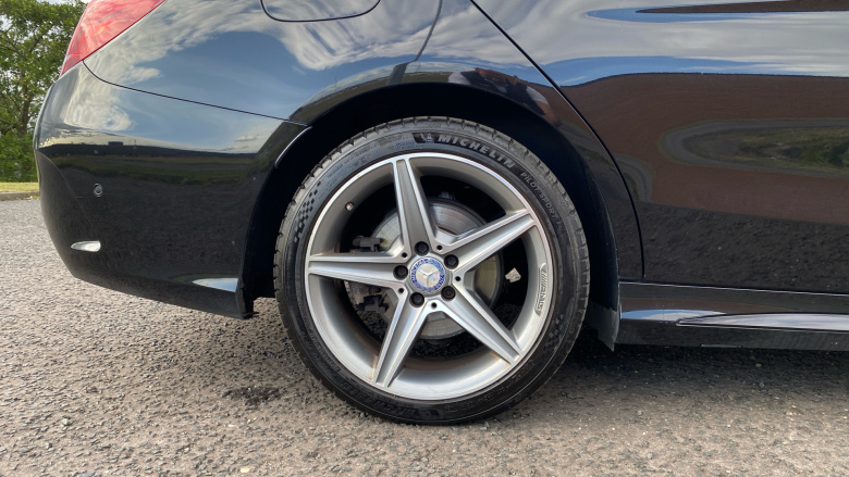 Mercedes-Benz C-Class C300h AMG Line Premium 4dr Auto Diesel/Electric Hybrid Saloon